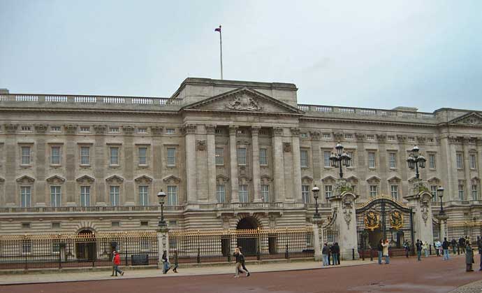 An exterior view of Buckingham Palace.
