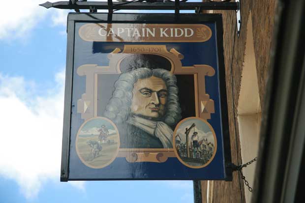 The pub sign of the Captain Kidd pub in Wapping.
