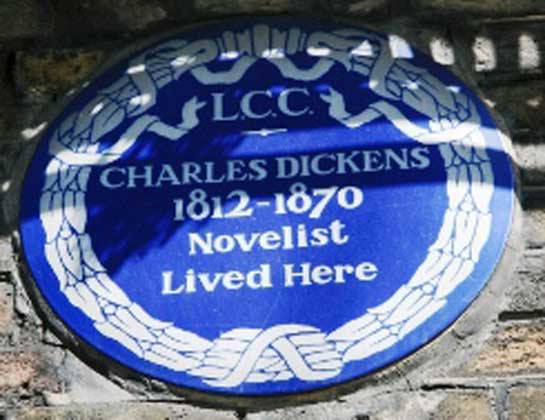 The blue plaque outside the Charles Dickens Museum.