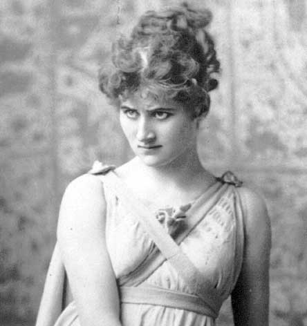 A photo of the American actress Mary Anderson.