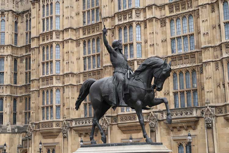The statue of Richard the Lionheart in Westminster.