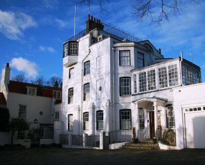 The front of Admiral's House in Hampstead.