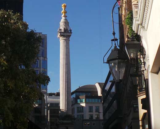 The Monument to the Great Fire of London.