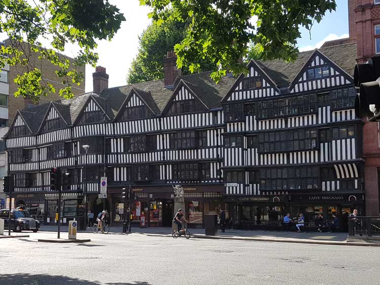 The front of Staple Inn on Holborn.