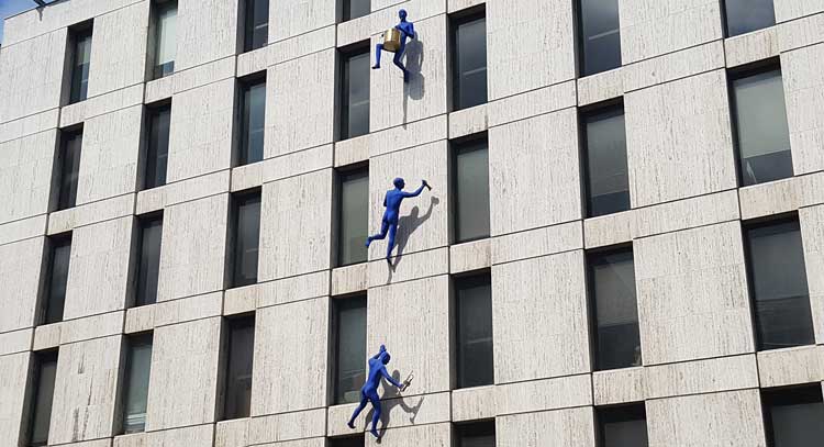 The blue figures on Maya House on Borough High Street.