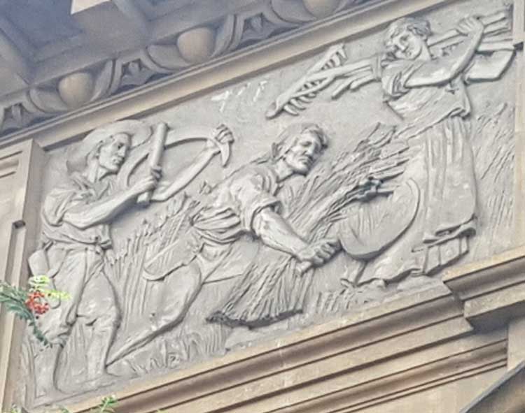 The fourth frieze.