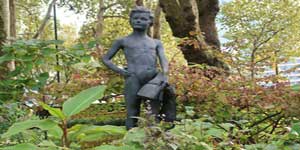 The statue of a young boy, Inner Temple Garden.